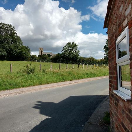 Westmoreland Cottage Weaverthorpe Exterior photo
